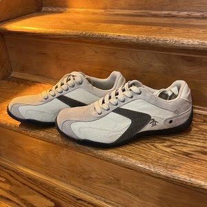 Men’s Penquin Sneakers in cream and tan size 10.5